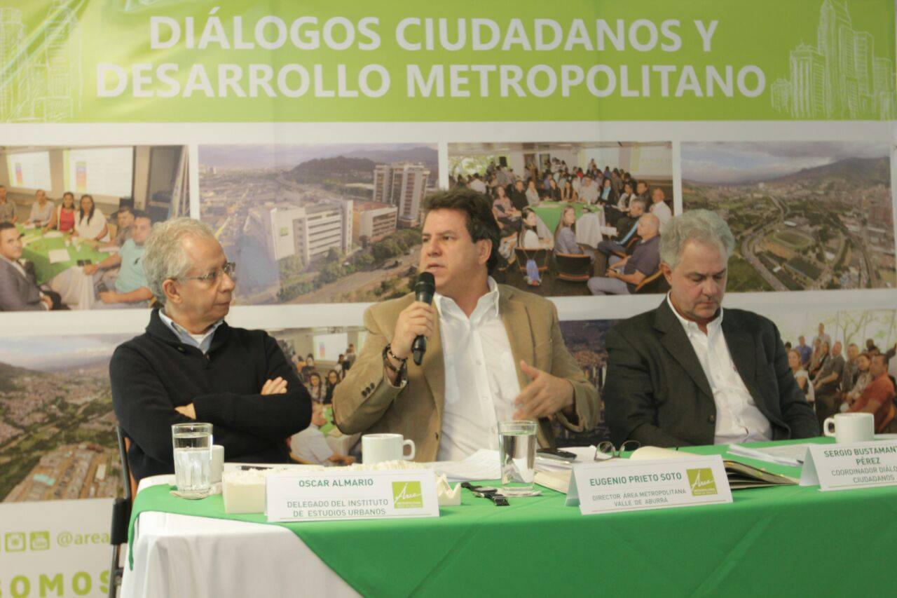 Óscar Almario, Eugenio Prieto y Sergio Bustamante. Foto: Fredy Amariles, oficina asesora de comunicaciones AMVA