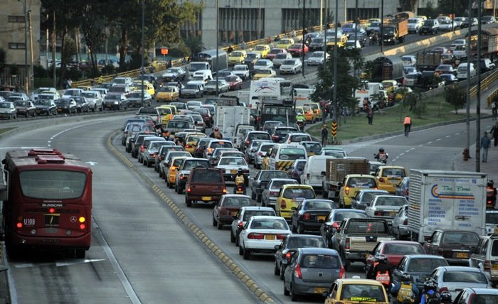 En Colombia los peajes urbanos podrían disminuir la congestión vial hasta en un 30 % / Foto Agencia de Noticias UN