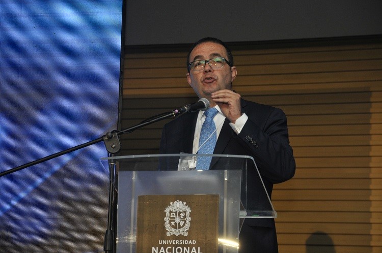 Carlos Alberto Patiño Villa, Profesor del IEU