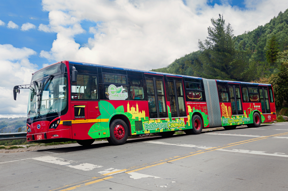 Este fue el primer bus eléctrico de Transmilenio que circuló en Bogotá en una prueba piloto en 2017 / Foto Empresa BYD