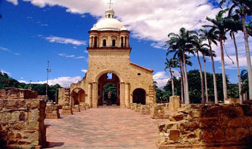 Templo histórico de Villa del Rosario donde se firmó la primera constitución colombiana / foto Gobernación de Norte de Santander